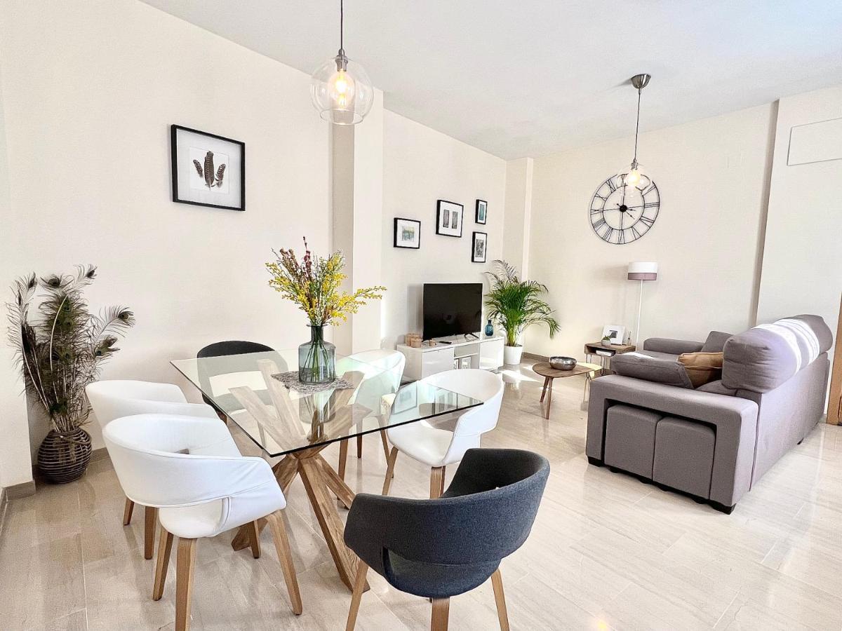 Teodosio Apartment Free Parking & Central Ac Sevilla Exterior foto
